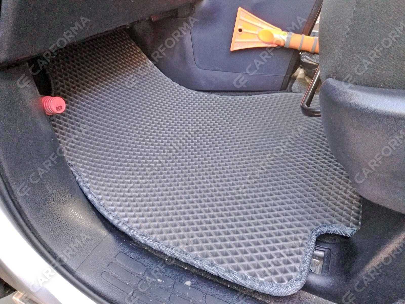 Ворсовые коврики на Toyota Noah (R80) 2014&nbsp;-&nbsp;2021 в Тамбове