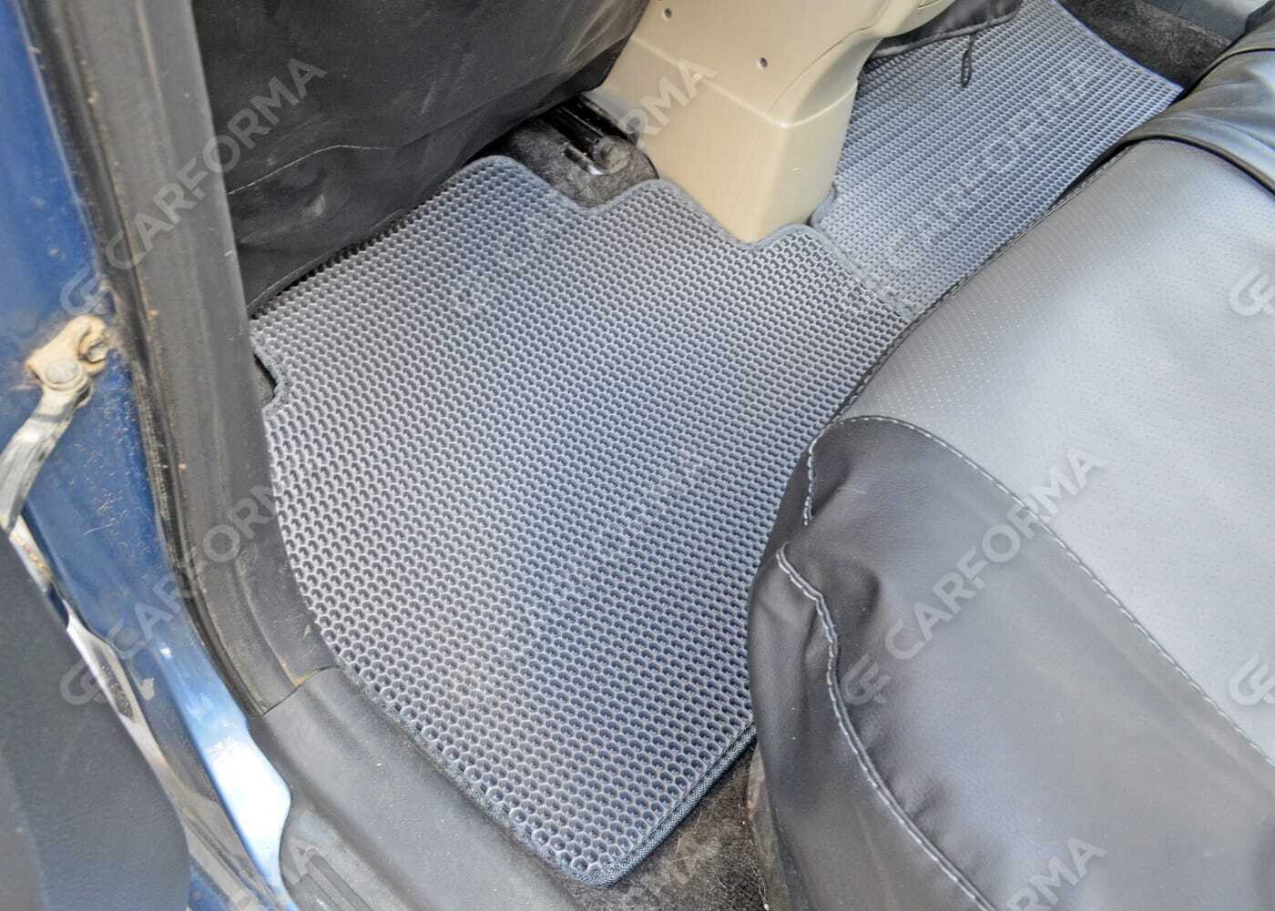 Ворсовые коврики на Toyota Yaris II 2005&nbsp;-&nbsp;2011 в Тамбове