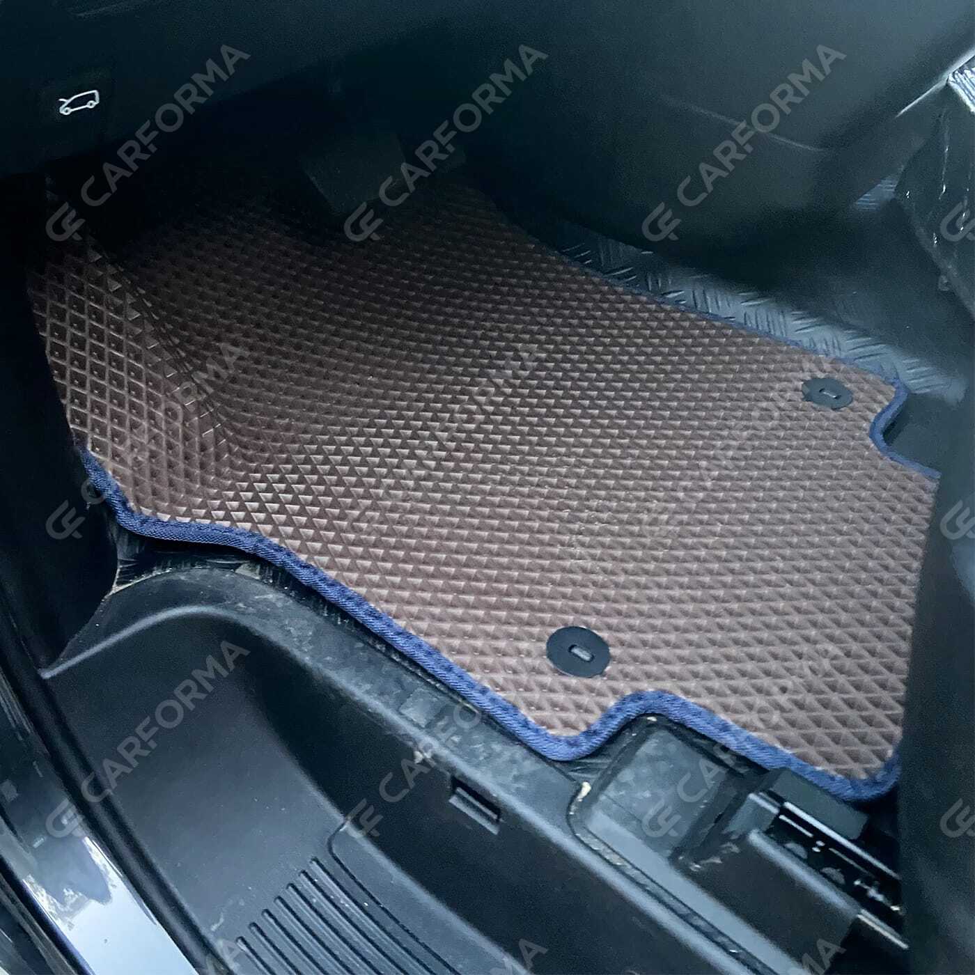 Ворсовые коврики на Hyundai Staria 8 мест (4 ряда) 2021&nbsp;-&nbsp;2026 в Тамбове