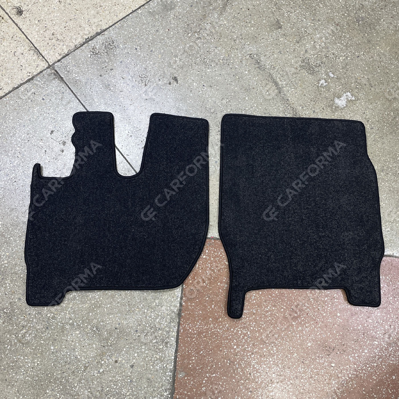 Ворсовые коврики на Hongyan SAIC-IVECO Genlyon кабина C500 2023&nbsp;-&nbsp;2026 в Тамбове