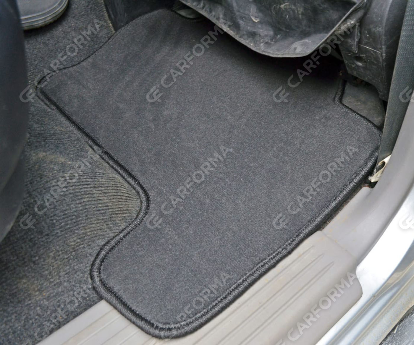 Ворсовые коврики на Mitsubishi Montero Sport II 2008&nbsp;-&nbsp;2016 в Тамбове