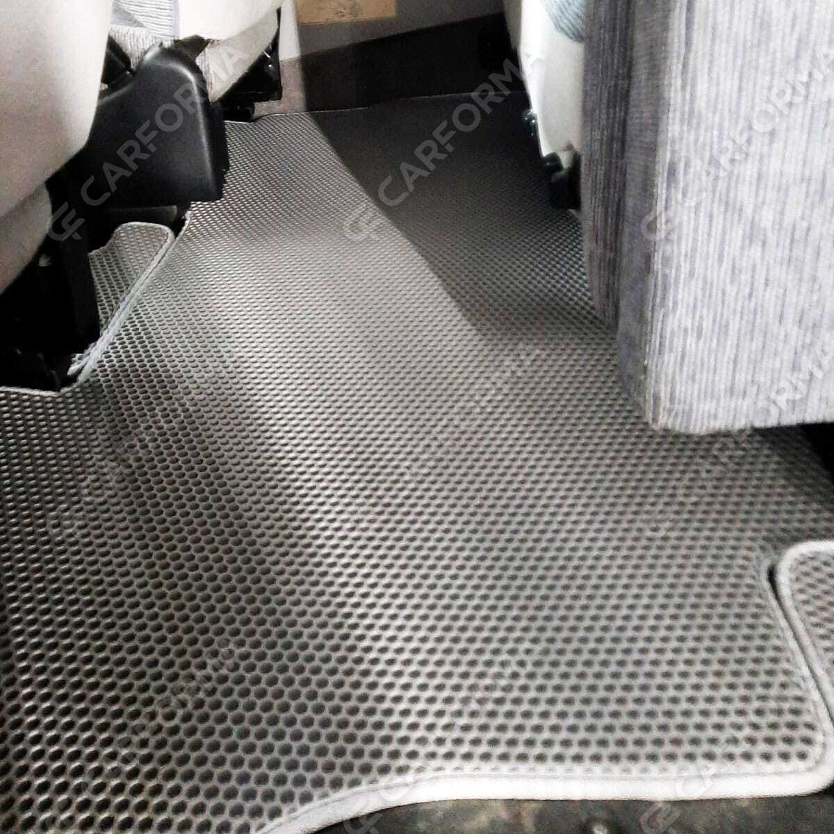 Ворсовые коврики на Mitsubishi Delica 4 1994&nbsp;-&nbsp;2007 в Тамбове