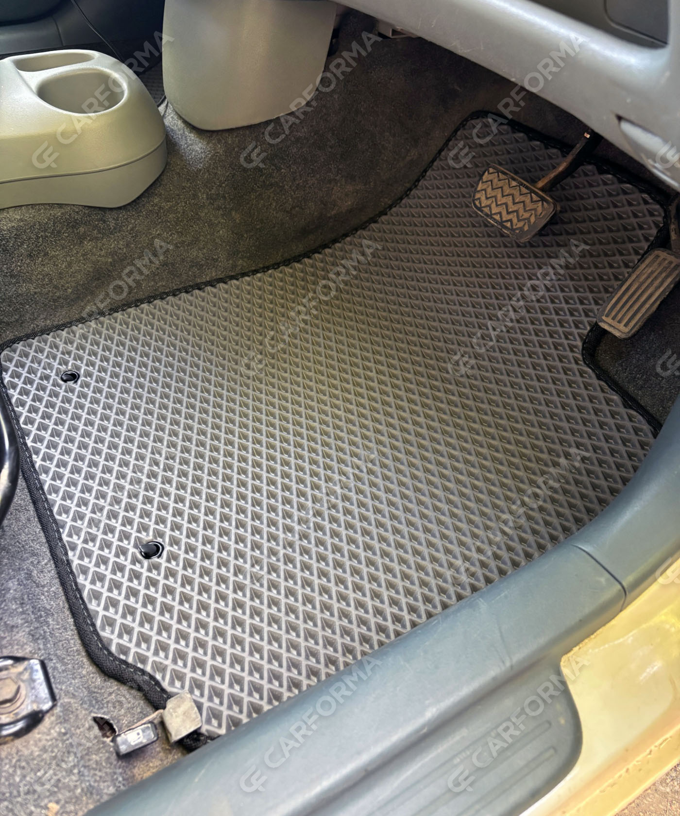 Ворсовые коврики на Toyota Vitz I 1998&nbsp;-&nbsp;2005 в Тамбове