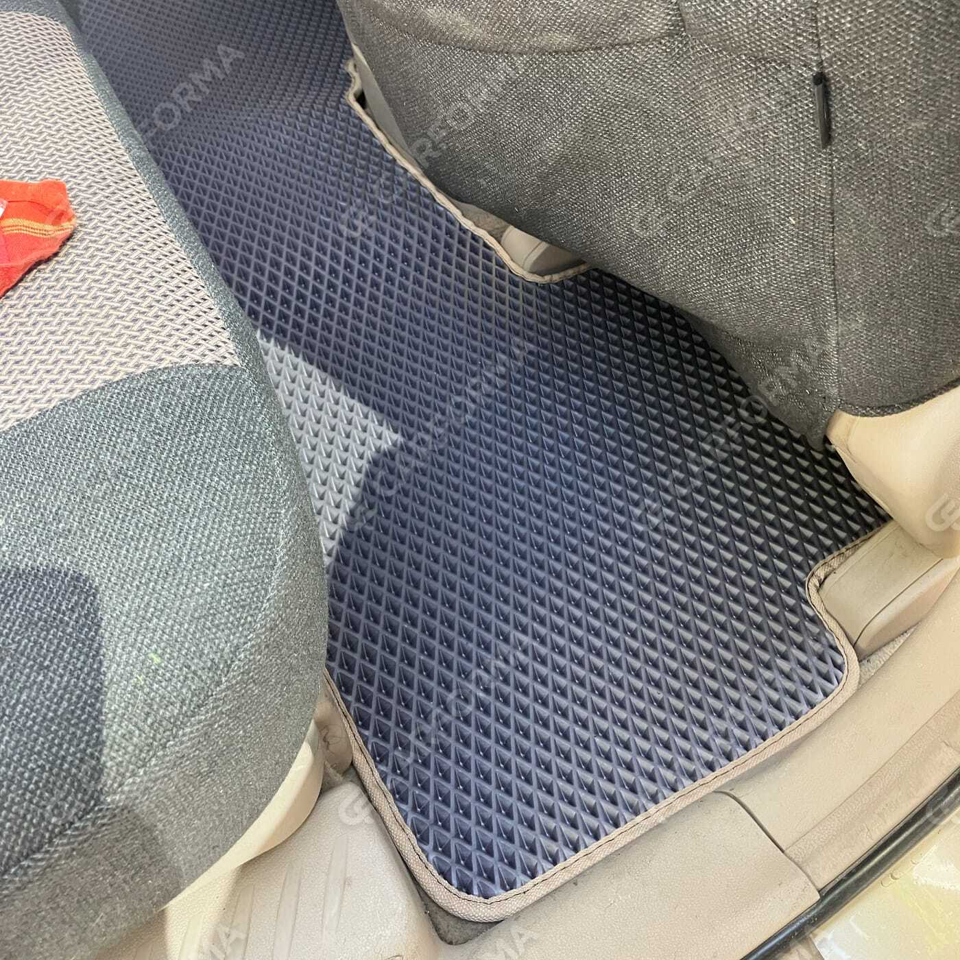 Ворсовые коврики на KIA Carens II 2006&nbsp;-&nbsp;2012 в Тамбове