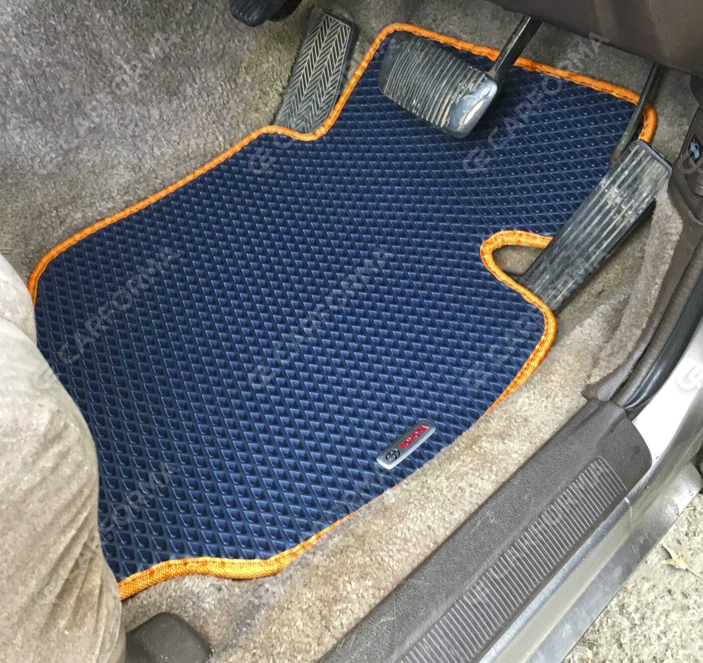 Ворсовые коврики на Toyota Crown (S130) 1987&nbsp;-&nbsp;1999 в Тамбове