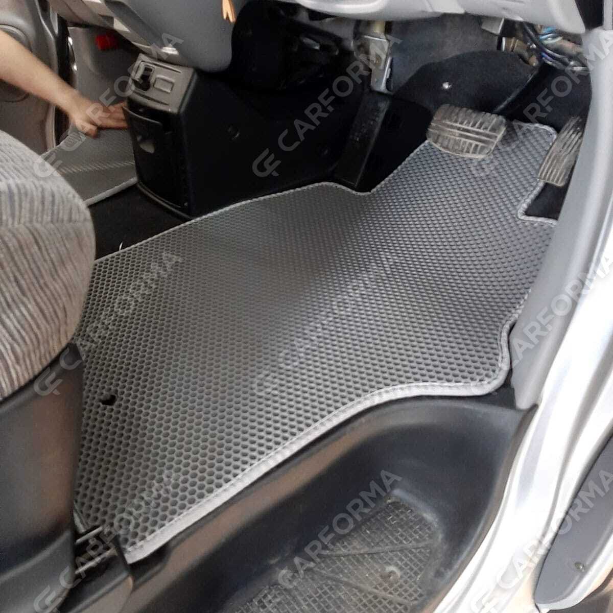 Ворсовые коврики на Mitsubishi Delica 4 1994&nbsp;-&nbsp;2007 в Тамбове