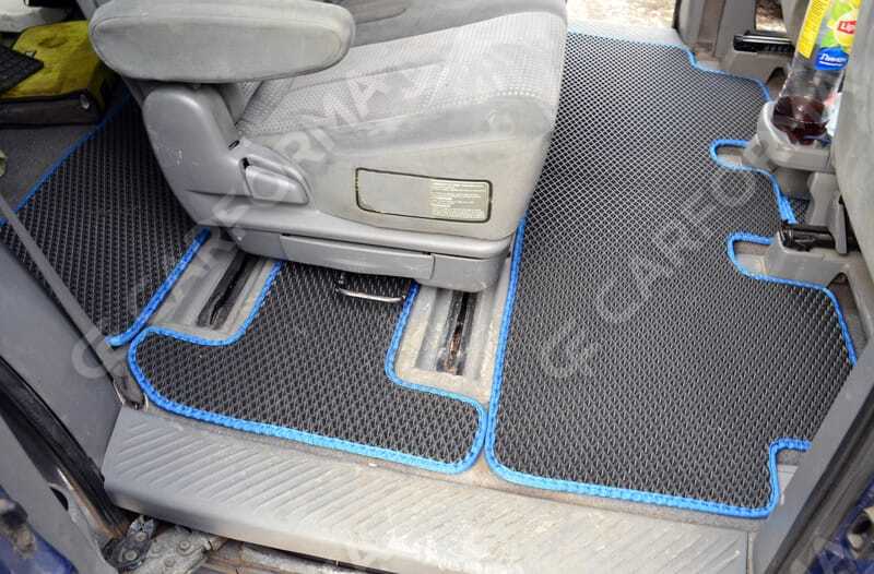 Коврики на Mazda MPV II 1999&nbsp;-&nbsp;2006 в Тамбове