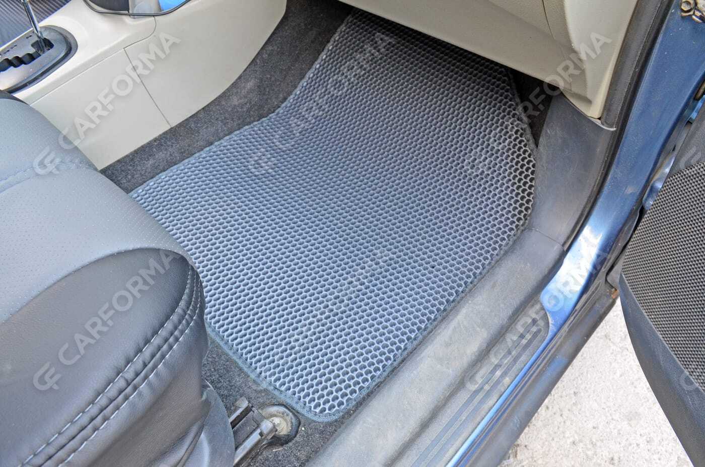 Ворсовые коврики на Toyota Yaris II 2005&nbsp;-&nbsp;2011 в Тамбове