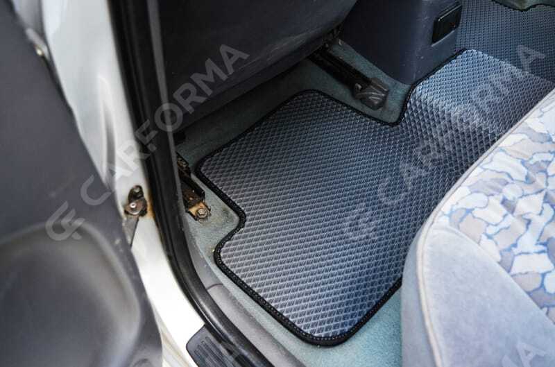 Ворсовые коврики на Toyota Avensis I 1997&nbsp;-&nbsp;2002 в Тамбове