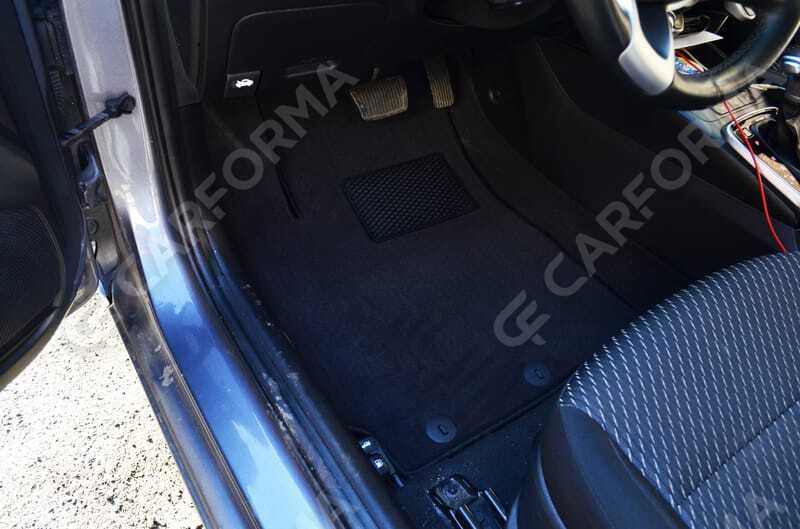 Ворсовые коврики на Solaris KRX 2024&nbsp;-&nbsp;2026 в Тамбове