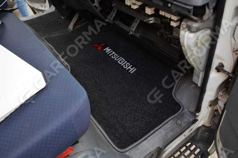 Ворсовые коврики на Mitsubishi Fuso Canter VII широкая кабина 2002&nbsp;-&nbsp;2017 в Тамбове