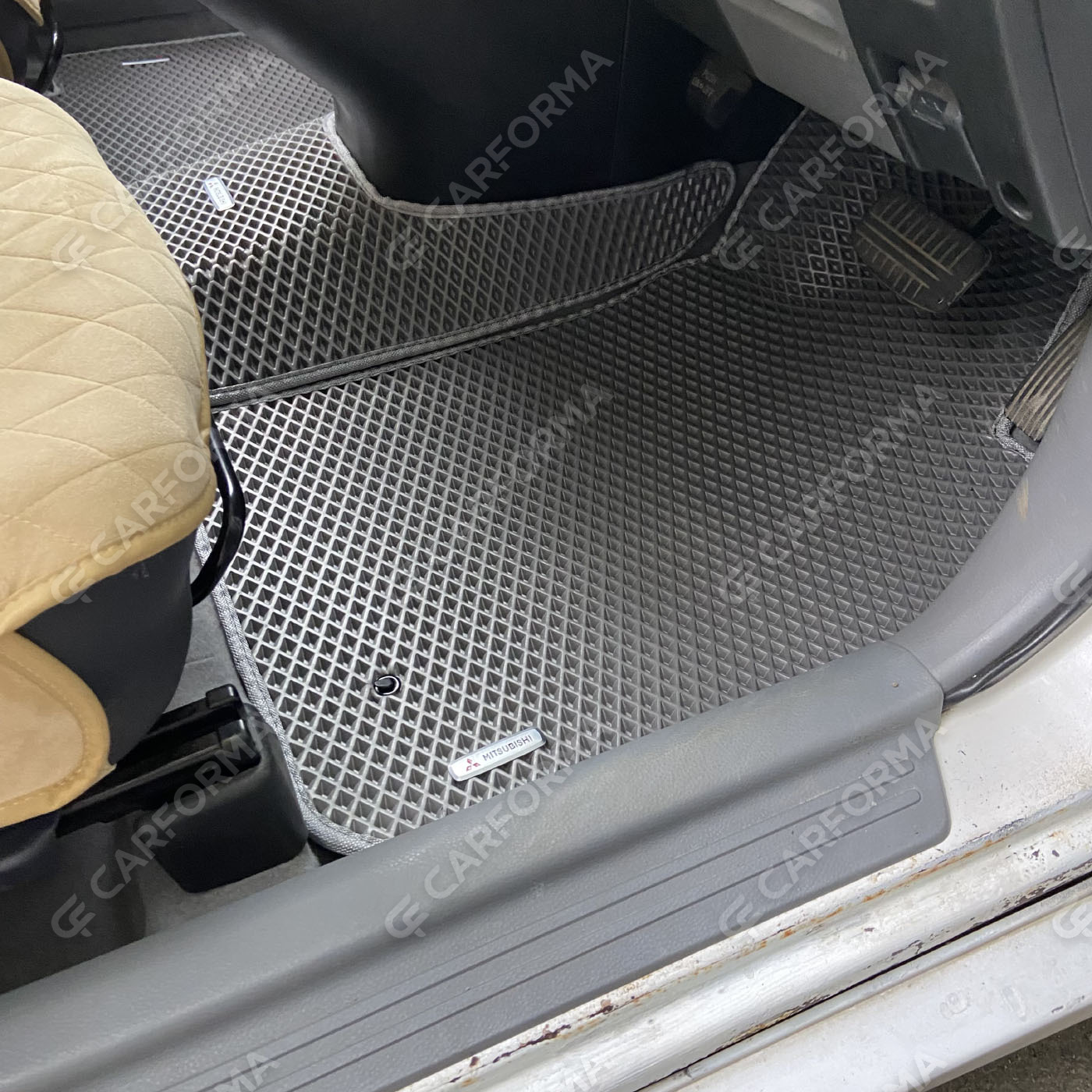 EVA коврики на Mitsubishi Airtrek 2001&nbsp;-&nbsp;2008 в Тамбове