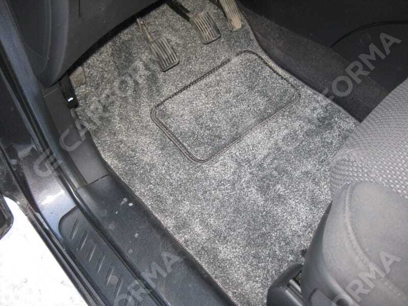 Ворсовые коврики на KIA Carens II 2006&nbsp;-&nbsp;2012 в Тамбове