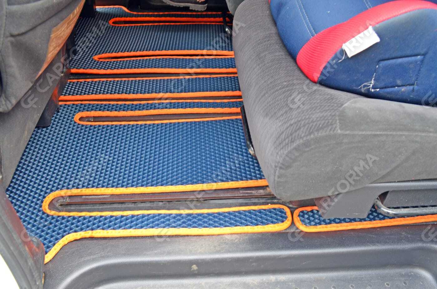 Ворсовые коврики на Nissan Serena (C25) 2005&nbsp;-&nbsp;2010 в Тамбове