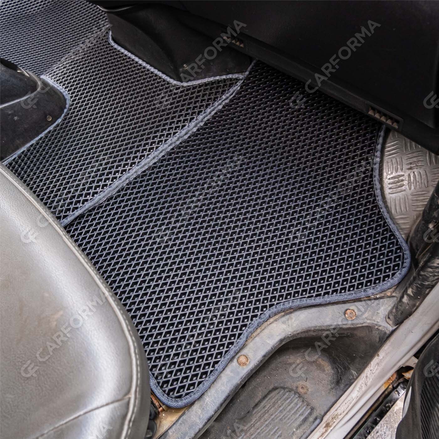 Коврики на Hyundai H1 I 1996&nbsp;-&nbsp;2007 в Тамбове