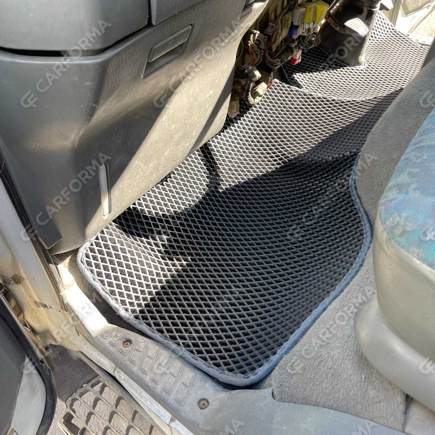 Ворсовые коврики на Mitsubishi Fuso Canter VII узкая кабина 2002&nbsp;-&nbsp;2017 в Тамбове