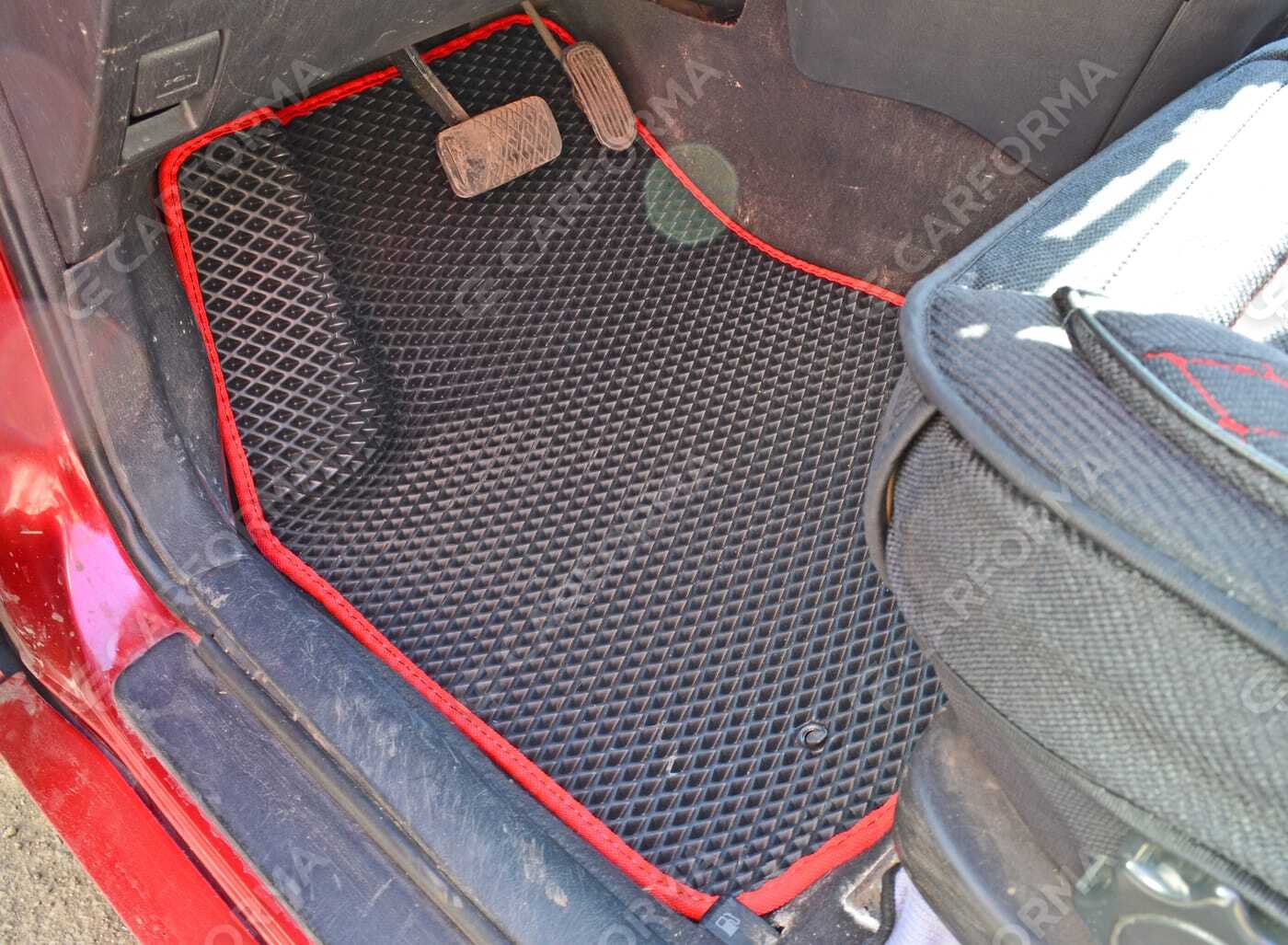 Коврики на Pontiac Vibe I 2002&nbsp;-&nbsp;2008 в Тамбове