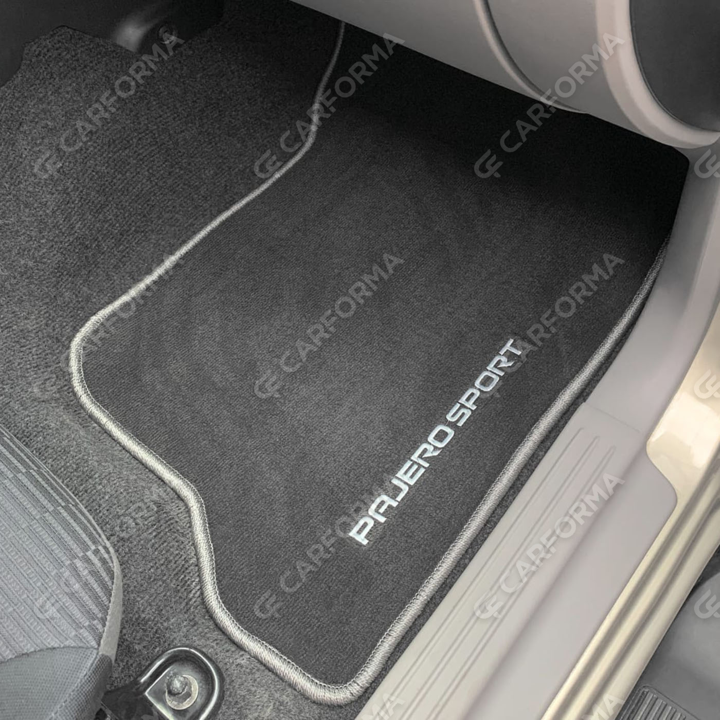 Ворсовые коврики на Mitsubishi Montero Sport II 2008&nbsp;-&nbsp;2016 в Тамбове