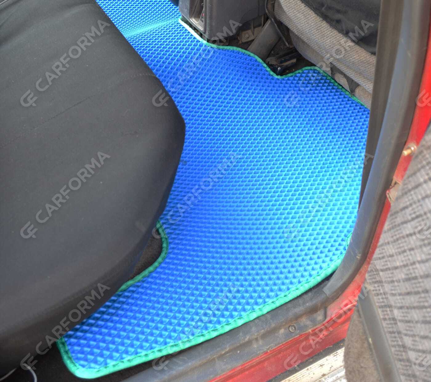 Ворсовые коврики на Toyota Hilux V 1988&nbsp;-&nbsp;1997 в Тамбове