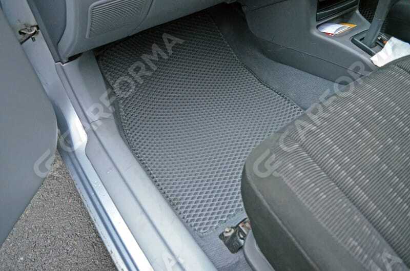 Ворсовые коврики на Toyota Starlet (P90) 1995&nbsp;-&nbsp;1999 в Тамбове