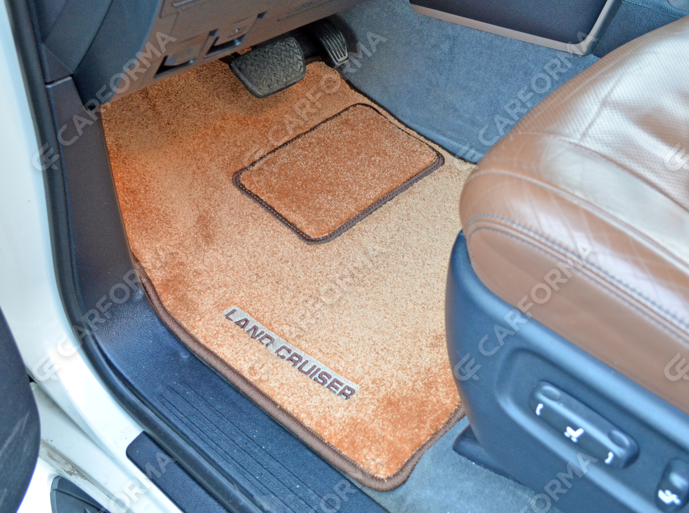 Ворсовые коврики на Toyota Land Cruiser 200 2007&nbsp;-&nbsp;2021 в Тамбове