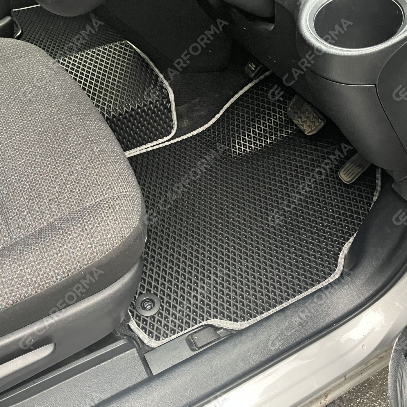 EVA коврики на Toyota Sienta II 2015&nbsp;-&nbsp;2022 в Тамбове