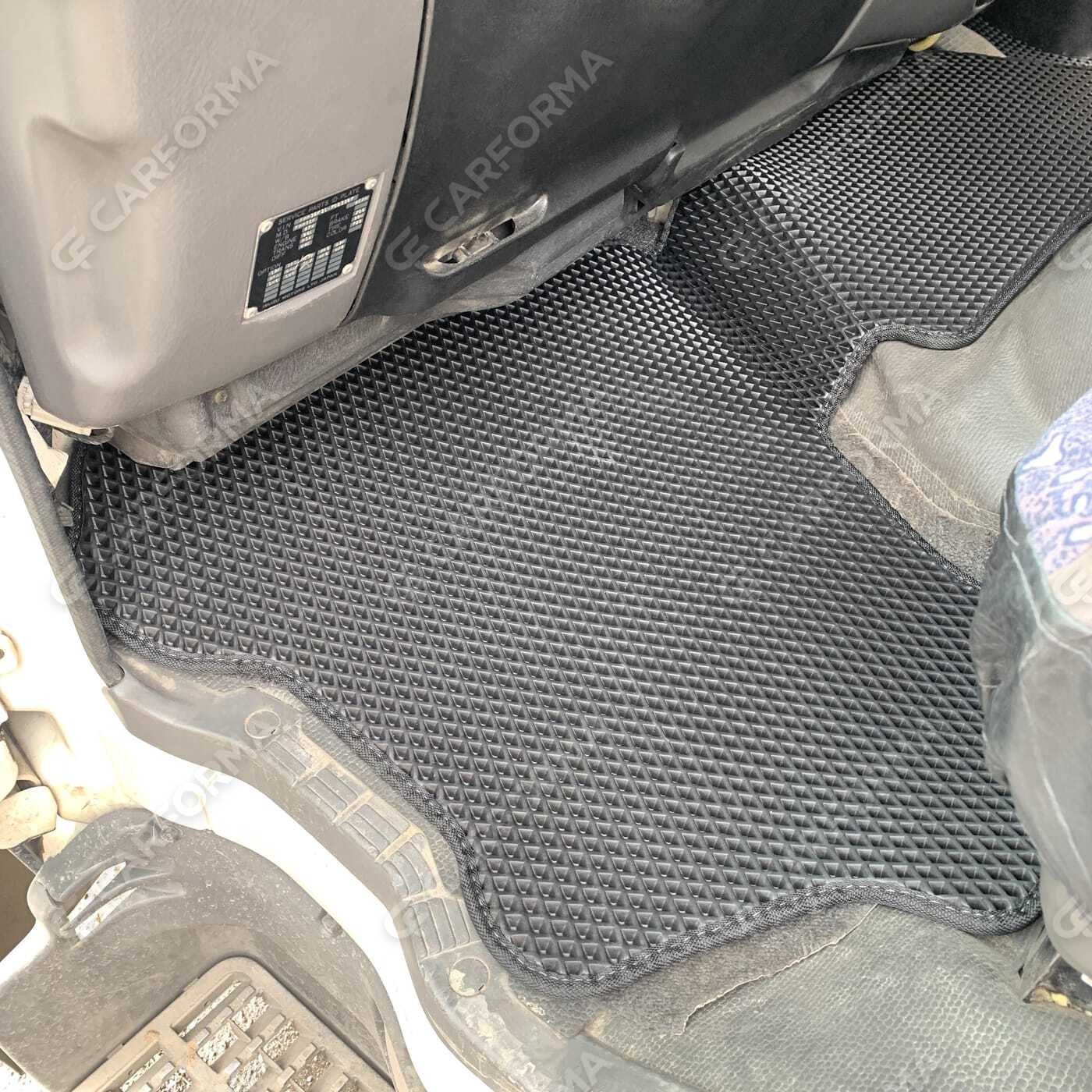 Коврики на Isuzu Forward IV узкая кабина 1994&nbsp;-&nbsp;2009 в Тамбове