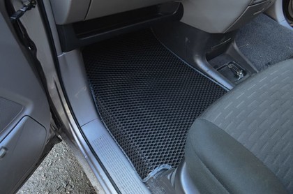 Ворсовые коврики на Toyota Noah (R60) 2001&nbsp;-&nbsp;2007 в Тамбове