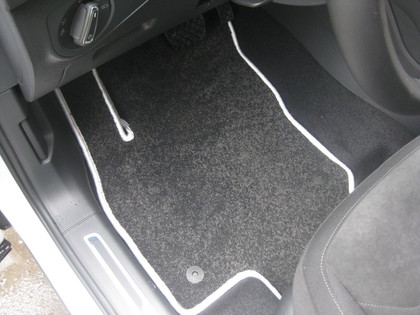 Ворсовые коврики на Volkswagen Tiguan II 2016&nbsp;-&nbsp;2026 в Тамбове