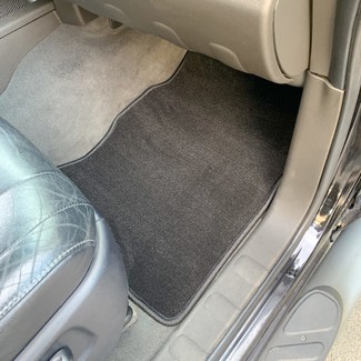 Ворсовые коврики на Nissan Navara III 2004&nbsp;-&nbsp;2015 в Тамбове