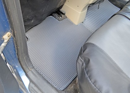 Ворсовые коврики на Toyota Yaris II 2005&nbsp;-&nbsp;2011 в Тамбове