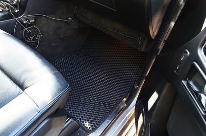 Ворсовые коврики на Mercedes G (W463) рестайлинг 2001&nbsp;-&nbsp;2018 в Тамбове