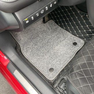 Ворсовые коврики на Toyota Camry (XV70) 2017&nbsp;-&nbsp;2024 в Тамбове