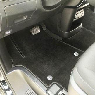 Ворсовые коврики на Hyundai Staria 8 мест (4 ряда) 2021&nbsp;-&nbsp;2026 в Тамбове