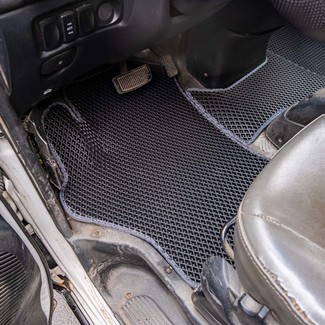 Коврики на Hyundai H1 I 1996&nbsp;-&nbsp;2007 в Тамбове