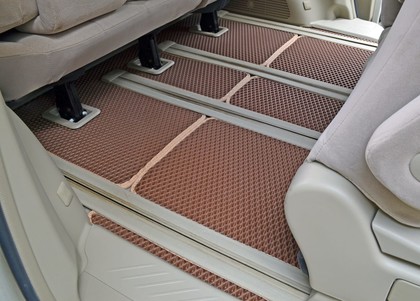 Ворсовые коврики на Toyota Estima III 2006&nbsp;-&nbsp;2019 в Тамбове