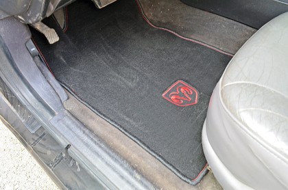 Ворсовые коврики на Dodge Intrepid II 1997&nbsp;-&nbsp;2004 в Тамбове