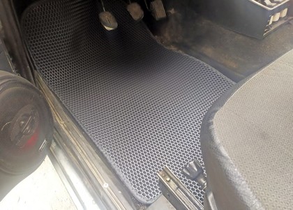 Коврики на Lada (ВАЗ) 2101, 2102, 2103, 2104, 2105, 2106, 2107 1970&nbsp;-&nbsp;2012 в Тамбове