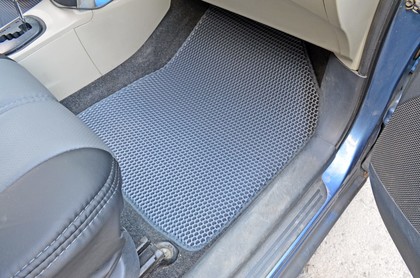 Ворсовые коврики на Toyota Yaris II 2005&nbsp;-&nbsp;2011 в Тамбове