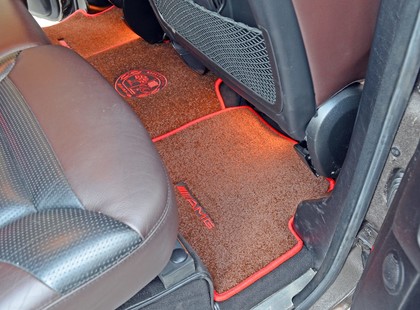 Ворсовые коврики на Mercedes G (W463) рестайлинг 2001&nbsp;-&nbsp;2018 в Тамбове