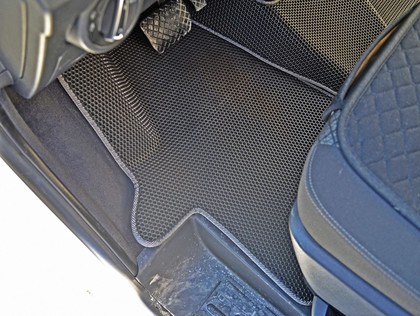 Коврики на Volkswagen Caravelle (T6.1) 2019&nbsp;-&nbsp;2024 в Тамбове