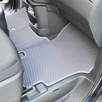 Ворсовые коврики на Hyundai Staria 8 мест (4 ряда) 2021&nbsp;-&nbsp;2026 в Тамбове