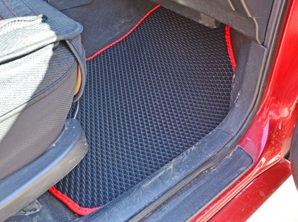 Коврики на Pontiac Vibe I 2002&nbsp;-&nbsp;2008 в Тамбове