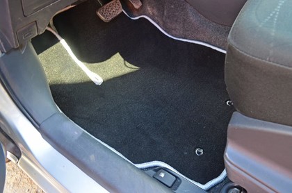 Ворсовые коврики на Toyota Yaris II 2005&nbsp;-&nbsp;2011 в Тамбове