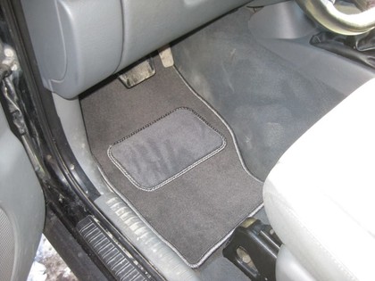 Ворсовые коврики на Jeep Liberty (KJ) 2001&nbsp;-&nbsp;2007 в Тамбове