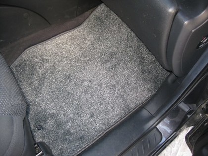 Ворсовые коврики на KIA Carens II 2006&nbsp;-&nbsp;2012 в Тамбове