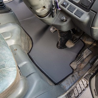 Ворсовые коврики на Mitsubishi Fuso Canter VI узкая кабина 1991&nbsp;-&nbsp;2010 в Тамбове