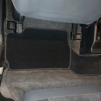 Ворсовые коврики на Mitsubishi Pajero iO 1998&nbsp;-&nbsp;2007 в Тамбове