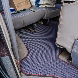 Коврики на Mitsubishi Space Gear 1994&nbsp;-&nbsp;2007 в Тамбове