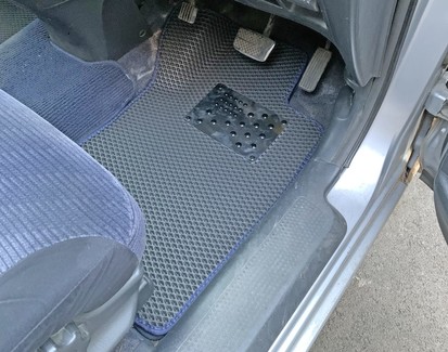 Ворсовые коврики на Honda Stream I 4wd 2000&nbsp;-&nbsp;2006 в Тамбове